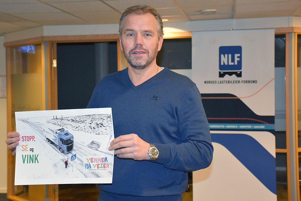 En million har sett vinkekampanjen på Facebook