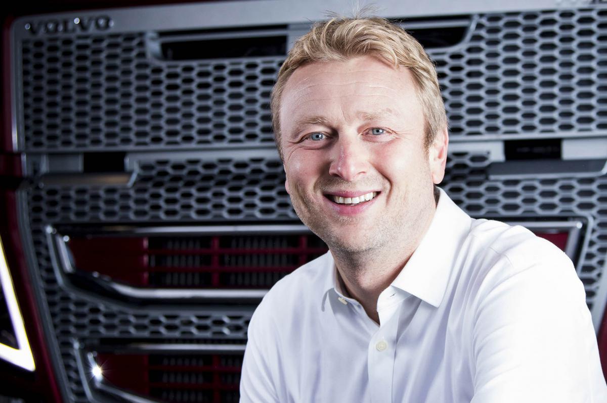 Siviløkonom til Volvo