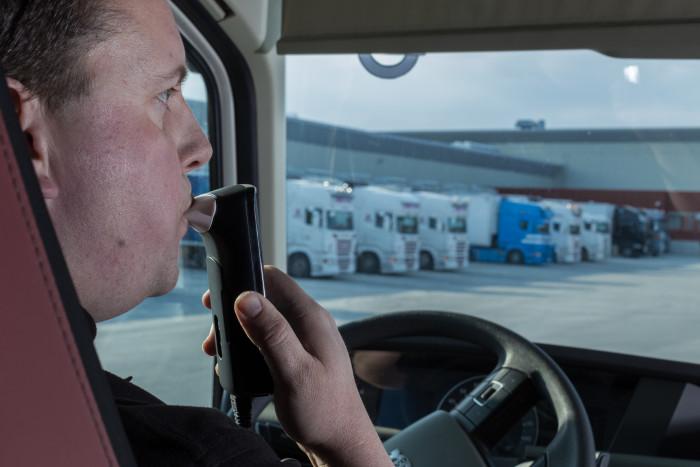 Kan bli alkolås på lastebiler