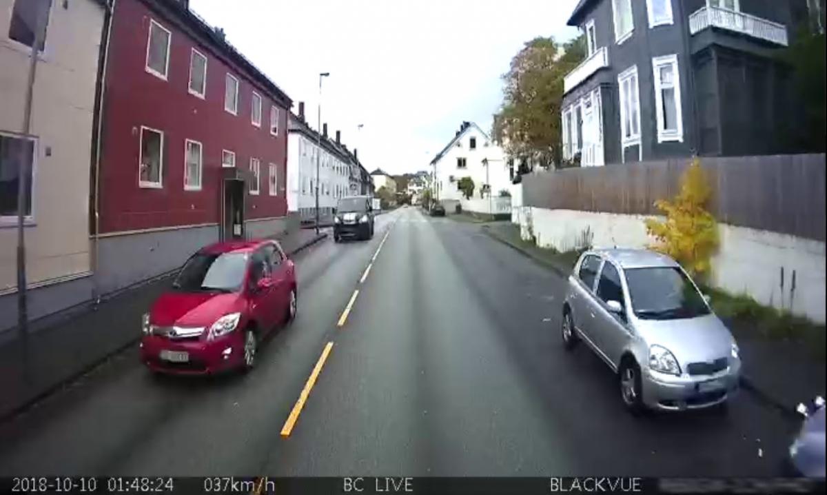 Advarsel: Dashbord-kamera deler lyd og bilde med «alle»