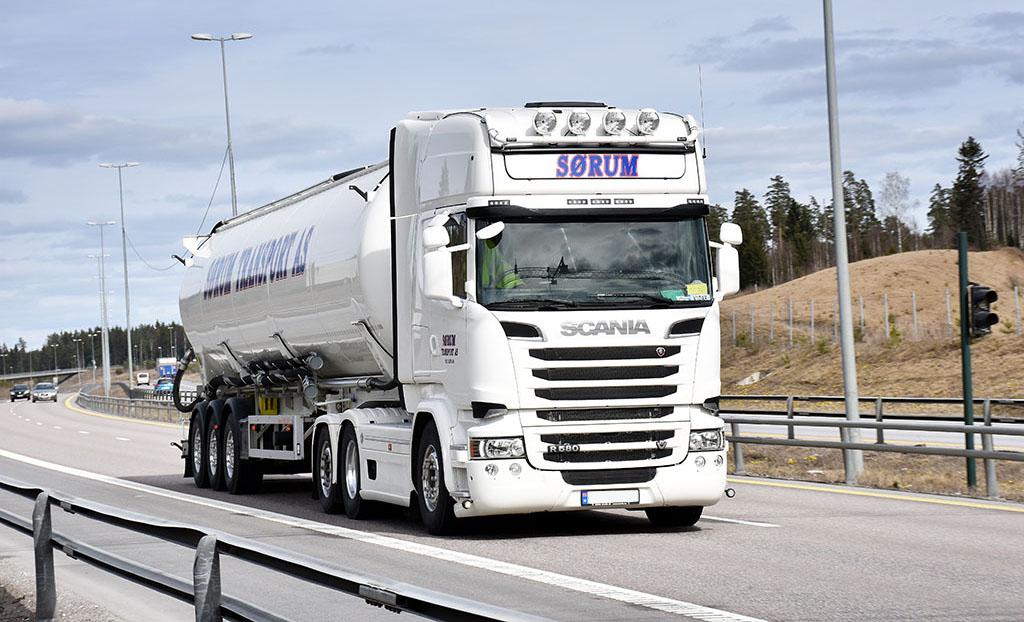 Fikk kabotasjegebyr i Sverige - gjorde opp på stedet med kortterminal