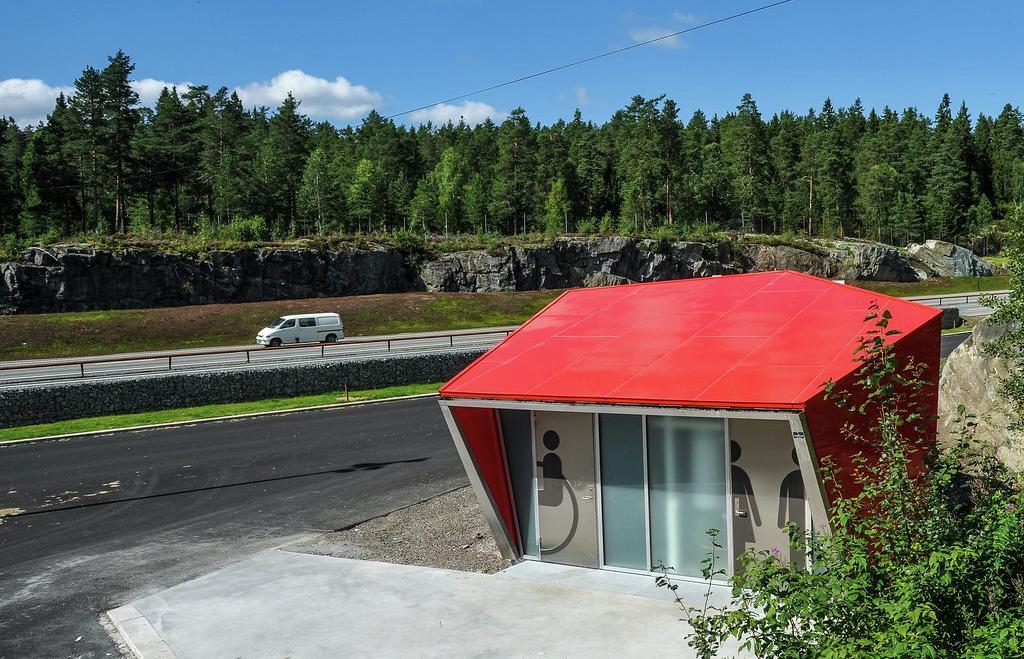 Alle rasteplass-toaletter langs riks- og europaveger snart åpne