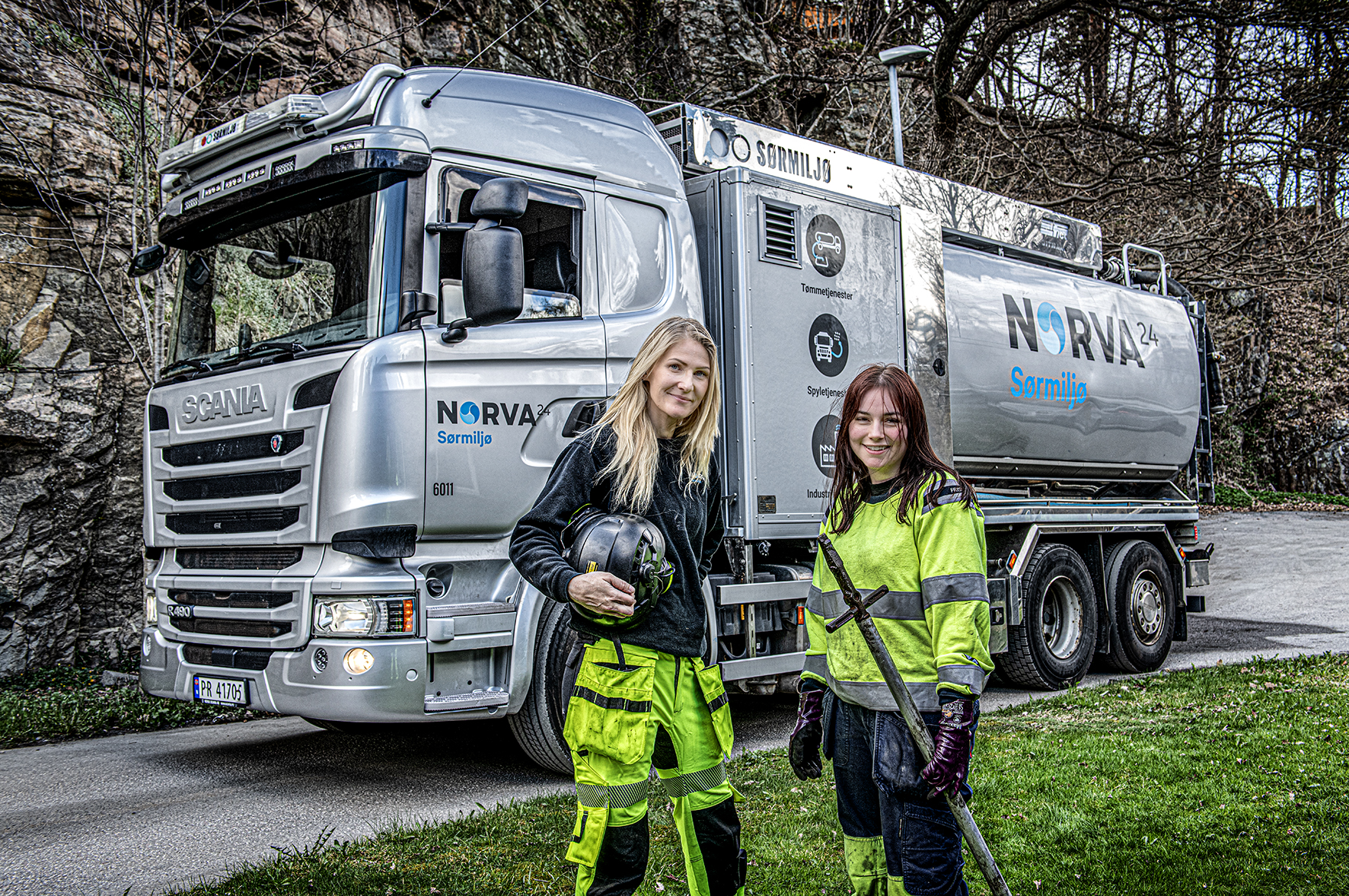 Cathrine og Christina elsker jobben som lastebilsjåfør