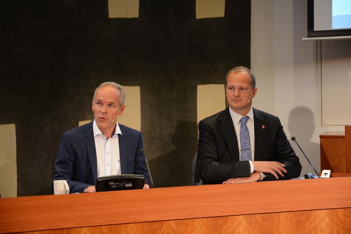 Heller asfalt i sårene