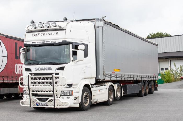 - Andre trafikanter aner ikke hvor store dødvinkler det er på en lastebil, sier Ingvar Haugo. Foto: André Kjernsli