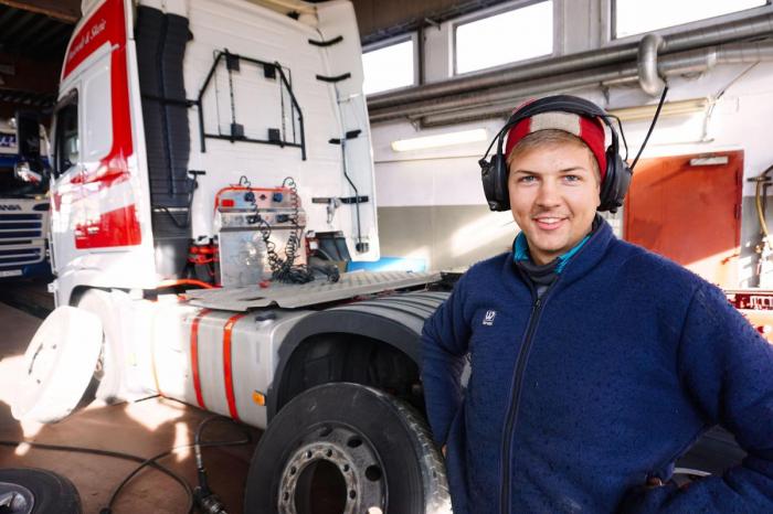 Trygve Hustvedt Lærdal er en av flere i det tredje generasjonsleddet som nå er aktivt med i bedriften. Foto: Fatland