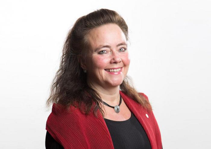 Byråd for byutvikling i Bergen, Anna Elisa Tryti (AP) vil høre på NLFs ønske om forutsigbarhet. Foto: Bergen kommune