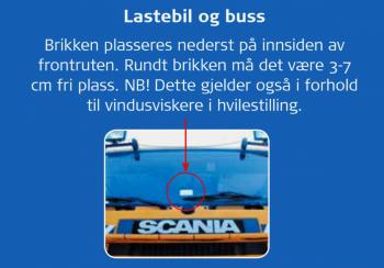 MONTERES SLIK: Nederst i frontruta på lastebil og buss. Foto: Skjemdump Autopass