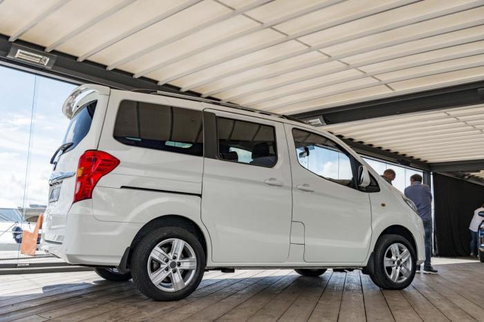 ETP3 testbil: RSA viste en femseters testbil på pressekonferansen, men den kommer til Norge kun som toseters varebil. Foto: Jamieson Pothecary