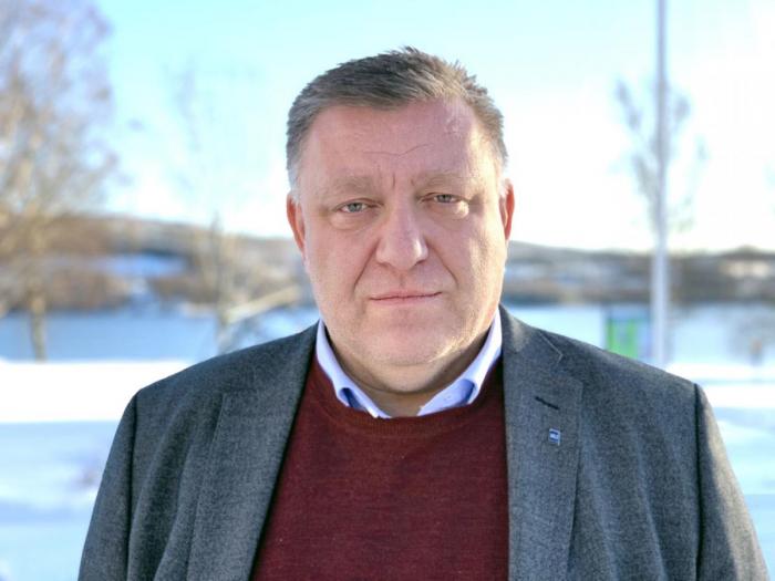 NLF-direktør Geir A. Mo ser alvorlig på tilbakemeldingene fra medlemmer, som varsler om livsfarlig glatte veger. Foto: Stein Inge Stølen