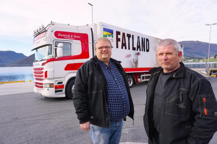 Familiebedriften Hustvedt & Skeie ble stiftet av søskensbarna Torleif Skeie og Trygve Hustvedt. Nå føres selskapet videre av Reidar Skeie (til venstre) og Geir Hustvedt, samt Elise Hustvedt og Sigbjørn Skeie (ikke på bildet). Foto: Fatland