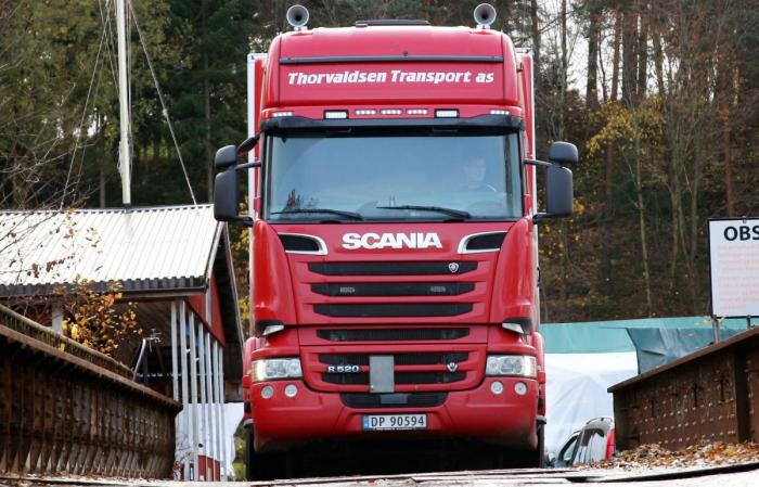Jan Thorvaldsen kjører en Scania R 520 med Euro VI-motor. Foto: Lars Thorvaldsen