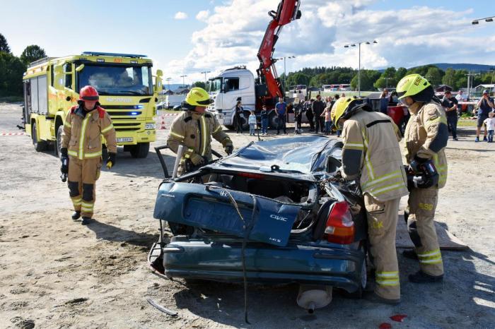 Dette er resultatet av en bråstopp i omtrent 100 kilometer i timen. Foto: Stein Inge Stølen