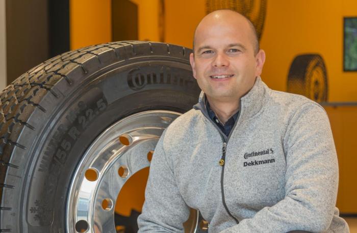 Milan Keckes i Dekkmann bistår NLF-bedrifter med å finne de perfekte dekkombinasjonene for sine behov. Foto: Jamieson Pothecary
