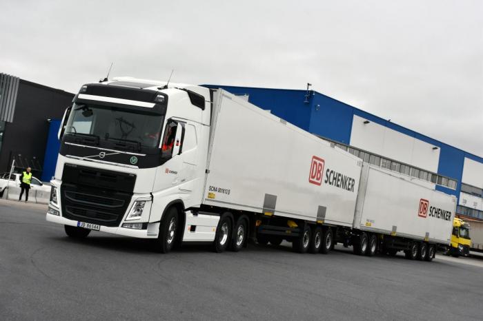 GLEDER SEG: DB Schenker ser frem til et langsiktig arbeid med Biltema. Foto: Stein Inge Stølen