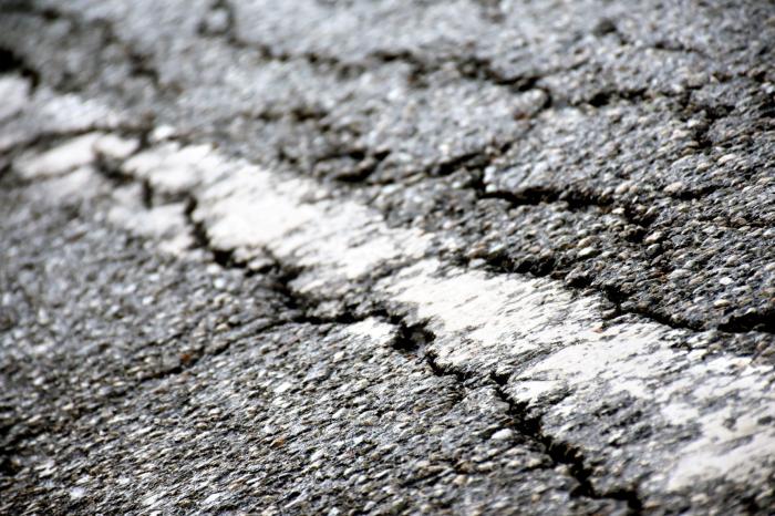 FÅR MINDRE: Med Svs budsjettforslag vil det bli enda mindre penger til vei.