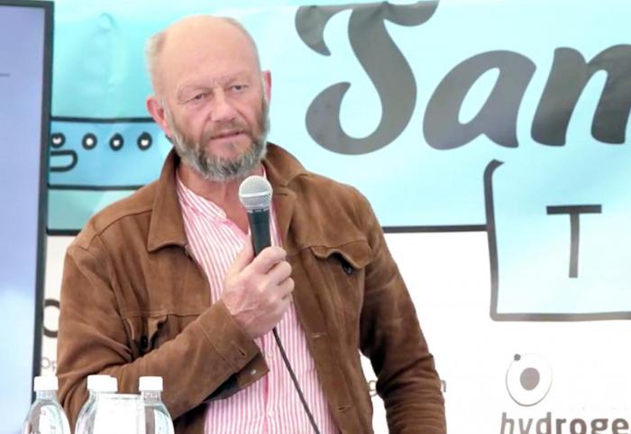 Administrerende direktør i Norsk Industri, Stein Lier-Hansen, mener Fair Transport er som en gavepakke for norske industribedrifter. Foto: Skjermdump fra NLFs direktesending