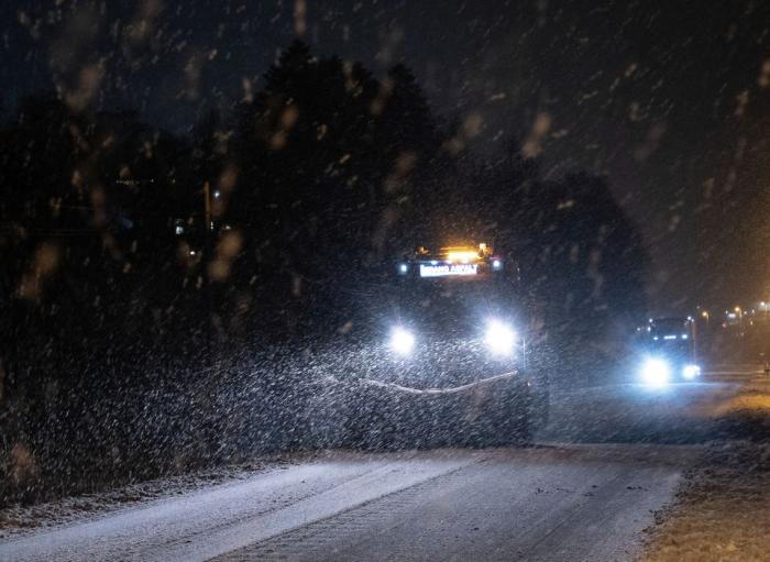 Statens vegvesen lyser ut en 5-årig kontrakt for drift av riksveger i midtre Troms og Tromsøområdet. Foto: Bård Asle Nordbø / Statens vegvesen.