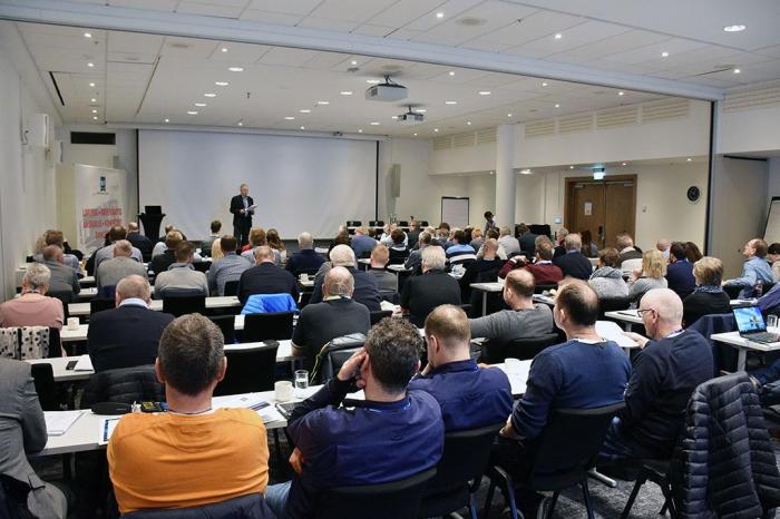 Stinn brakke på NLFs tariff- og arbeidsgiverkonferanse på Gardermoen. Foto: Stein Inge Stølen