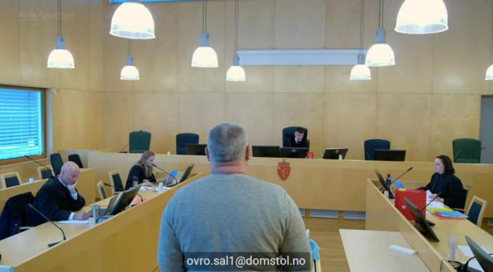 Her avgir Terje Larssen, tidligere daglig leder i Vlantana Norge, forklaring i Øvre Romerike tingrett. Foto: Skjermdump fra videolink