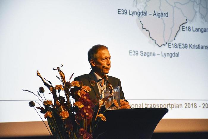Vegdirektøren presenterte sine tanker om fremtidens godstransport under Transport & Logistikk 2016. Foto: Stein Inge Stølen