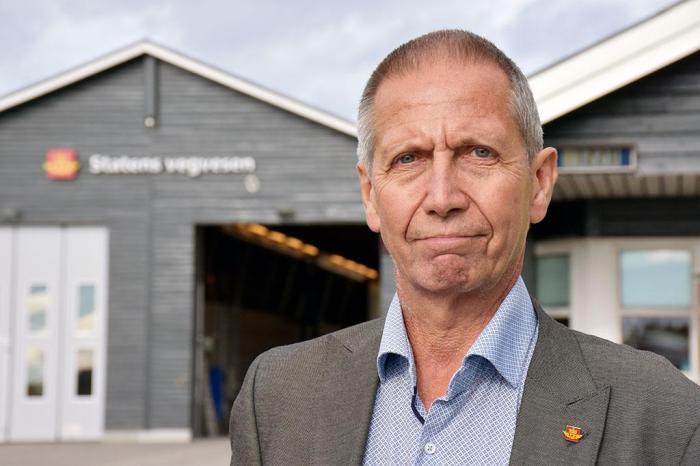 Veidirektør Terje Moe Gustavsen tror ikke innføringen av DAB vil føre til problemer for radioglade lastebilsjåfører. Han mener derimot at teknologien vil være en fordel for trafikantene. Foto: Stein Inge Stølen