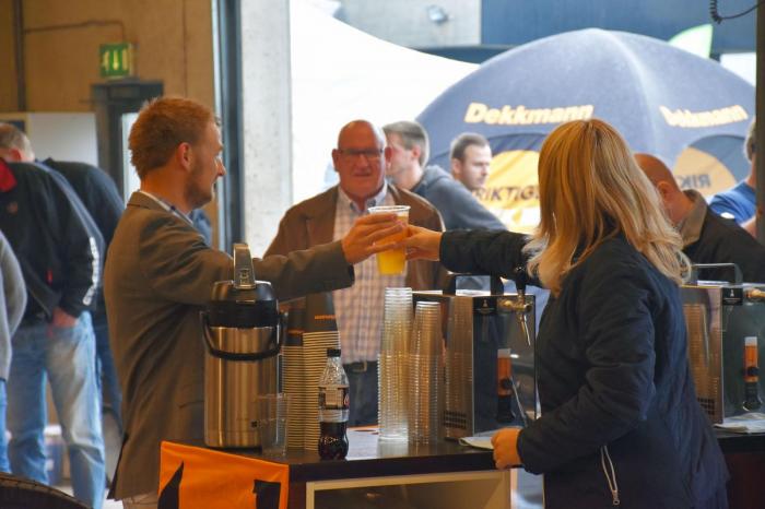 Truckers Night har blitt arrangert hver fredag og har vært et populært samlepunkt for både sjåfører og lastebileiere. Her fra arrangementet i Stavanger. Foto: Stein Inge Stølen